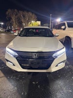 2018 Accord Thumbnail 1