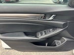 2018 Accord Thumbnail 16