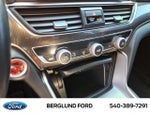 2019 Accord Thumbnail 27
