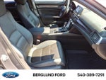 2019 Accord Thumbnail 34