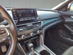 2018 Accord Thumbnail 13