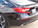2018 Accord Thumbnail 14