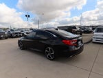 2018 Accord Thumbnail 15