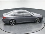 2018 Accord Thumbnail 24