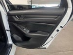 2022 Accord Thumbnail 15