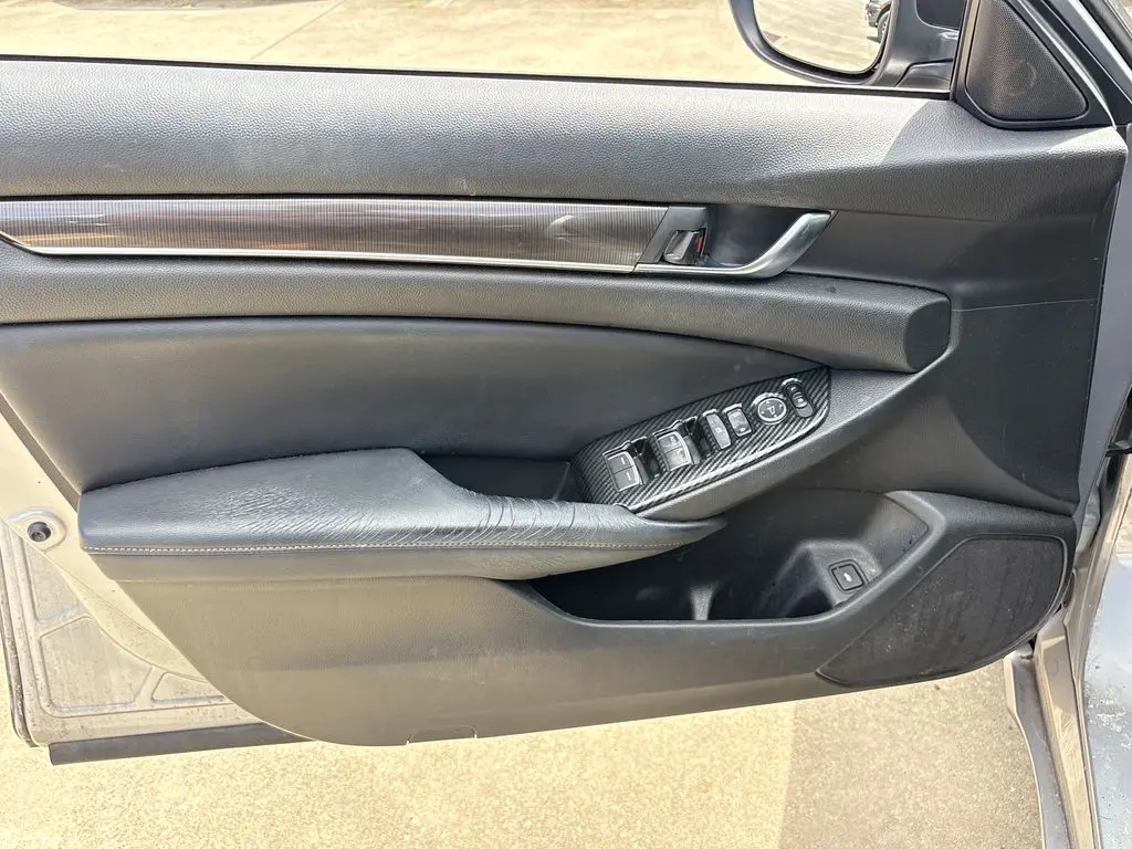 2018 Honda Accord - $16,701