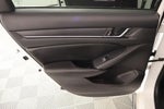 2019 Accord Thumbnail 15
