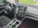 2019 Accord Thumbnail 10