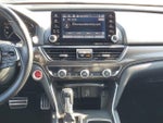 2018 Accord Thumbnail 30