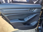 2018 Accord Thumbnail 15
