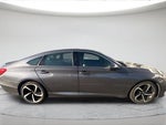 2018 Accord Thumbnail 2