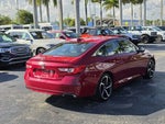 2018 Accord Thumbnail 3