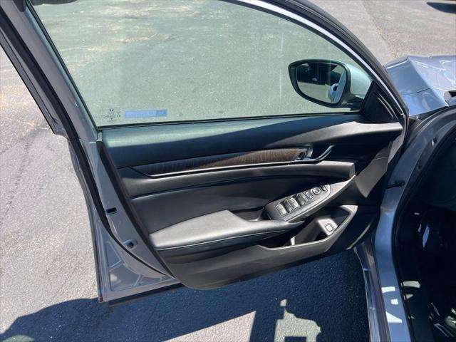 2018 Honda Accord - $19,196