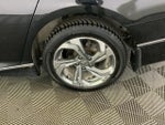 2018 Accord Thumbnail 11