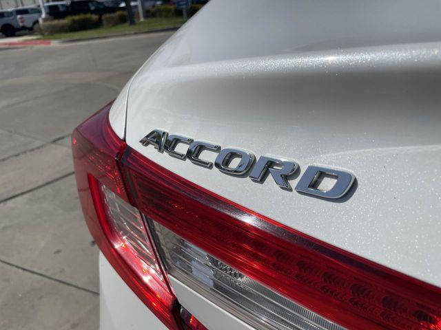 2019 Honda Accord - $15,999