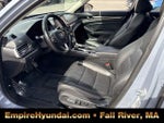 2022 Accord Thumbnail 19