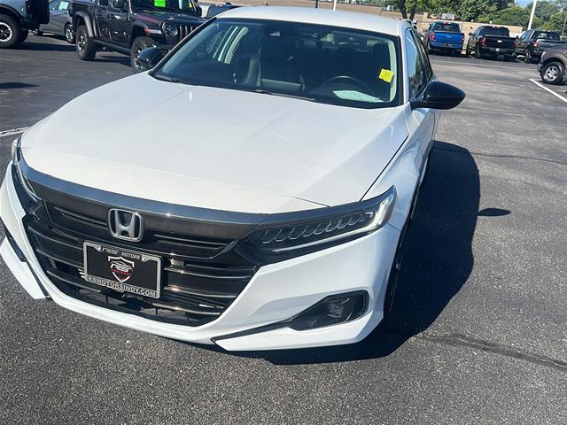 2022 Honda Accord - $21,500