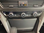 2018 Accord Thumbnail 26