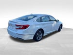 2018 Accord Thumbnail 4