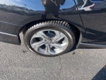2018 Accord Thumbnail 31