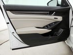 2019 Accord Thumbnail 12