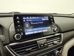 2019 Accord Thumbnail 15