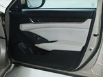 2018 Accord Thumbnail 21