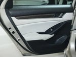 2018 Accord Thumbnail 37