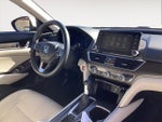 2018 Accord Thumbnail 13