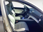 2018 Accord Thumbnail 14