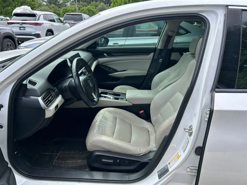 2018 Honda Accord - $18,735