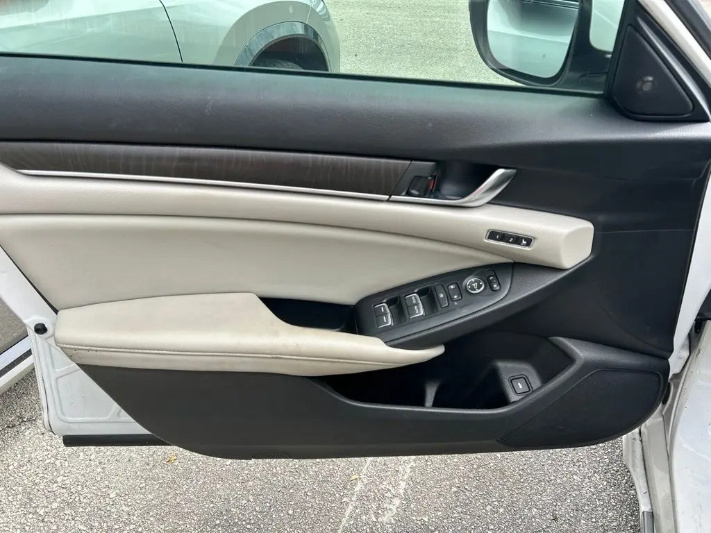 2018 Honda Accord - $18,735