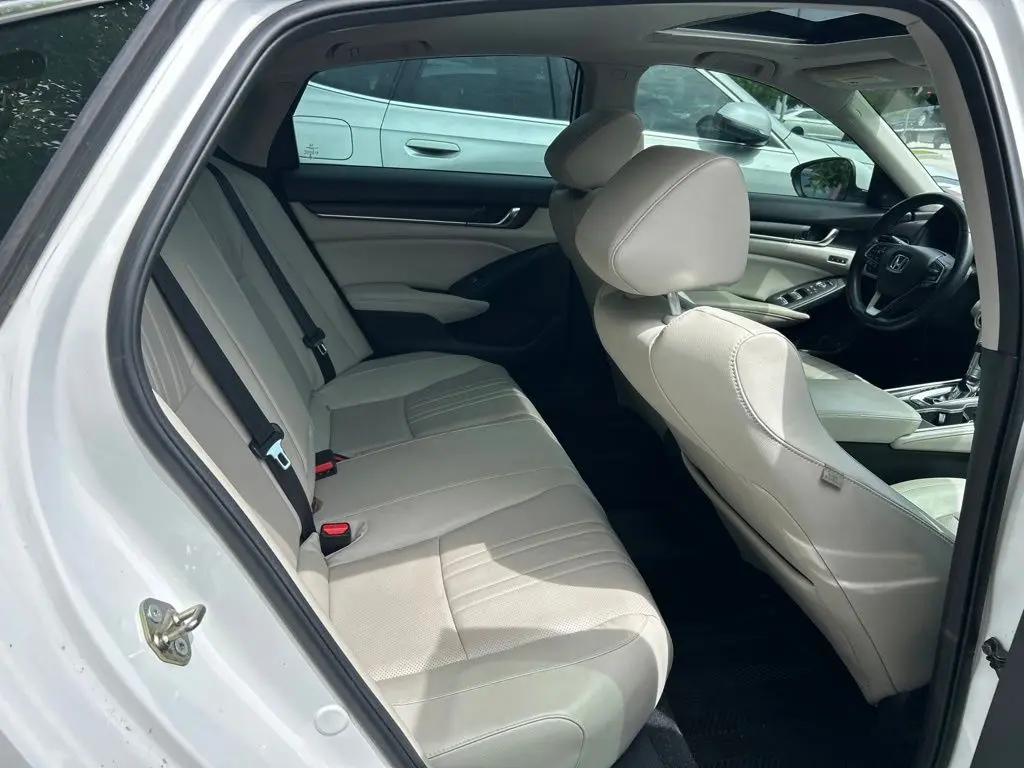 2018 Honda Accord - $18,735