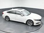 2018 Accord Thumbnail 18