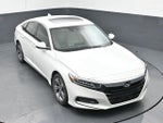 2018 Accord Thumbnail 19