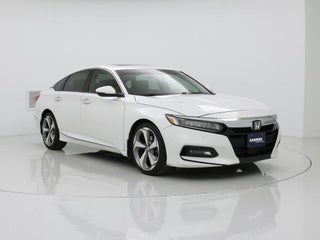 2018 Honda Accord with Platinum White Pearl Exterior