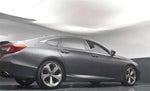 2018 Accord Thumbnail 38