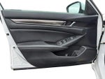 2019 Accord Thumbnail 32
