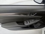 2019 Accord Thumbnail 12