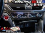 2018 Accord Thumbnail 17