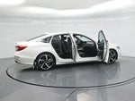 2018 Accord Thumbnail 1