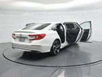 2018 Accord Thumbnail 2