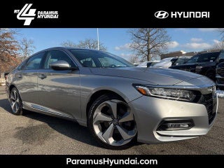 2019 Honda Accord with Lunar Silver Metallic Exterior