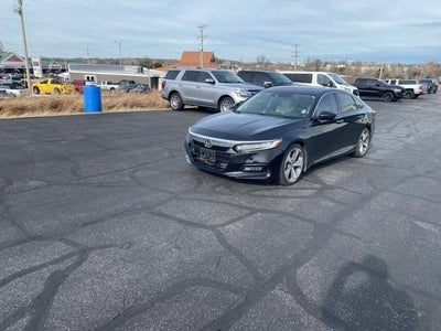 2018 Honda Accord Touring 4DR Sedan (2.0T I4)