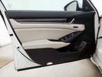 2019 Accord Thumbnail 12
