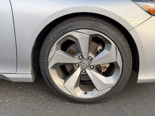 2020 Honda Accord - $25,995