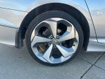 2019 Accord Thumbnail 14