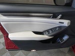2019 Accord Thumbnail 4