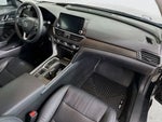 2018 Accord Thumbnail 32