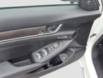 2019 Accord Hybrid Thumbnail 15